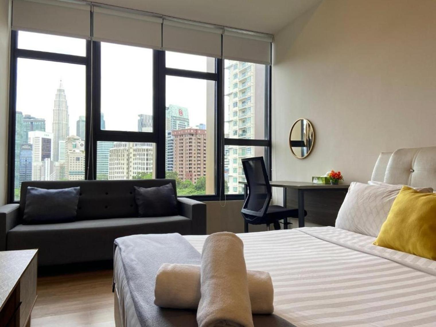 Ceylonz Suites Klcc By Staybliss Kuala Lumpur Bagian luar foto